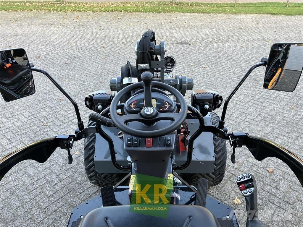 GiANT G2700 HD+ Frontlastare och grävare