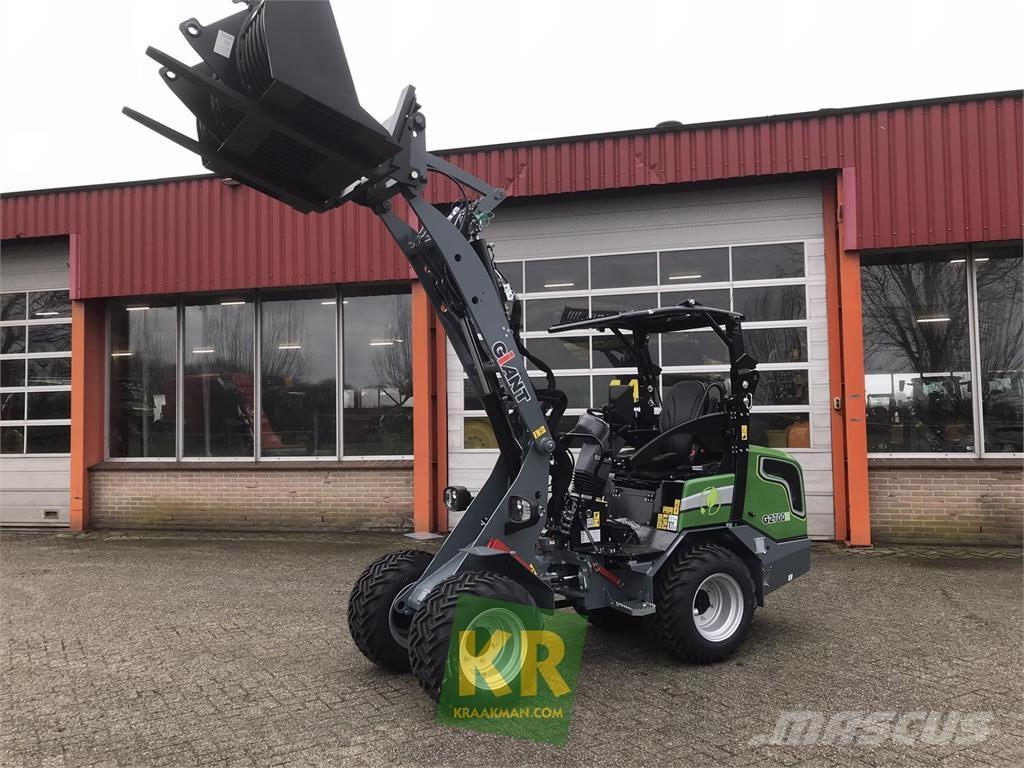 GiANT G2700E Frontlastare och grävare