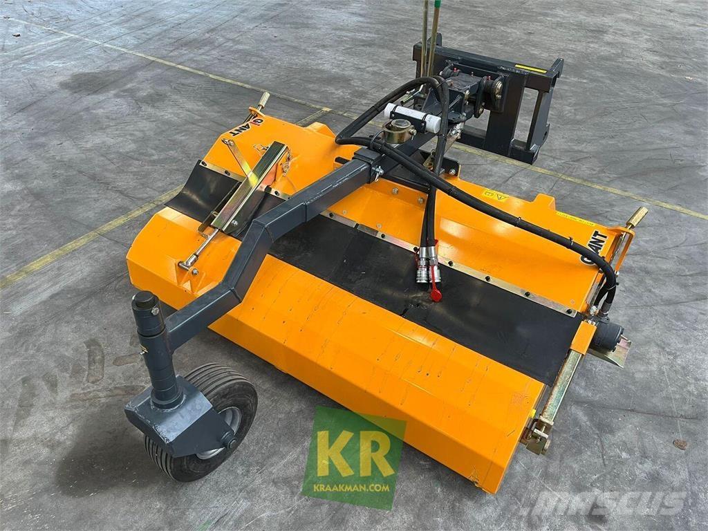 GiANT Veegmachine Sopmaskiner