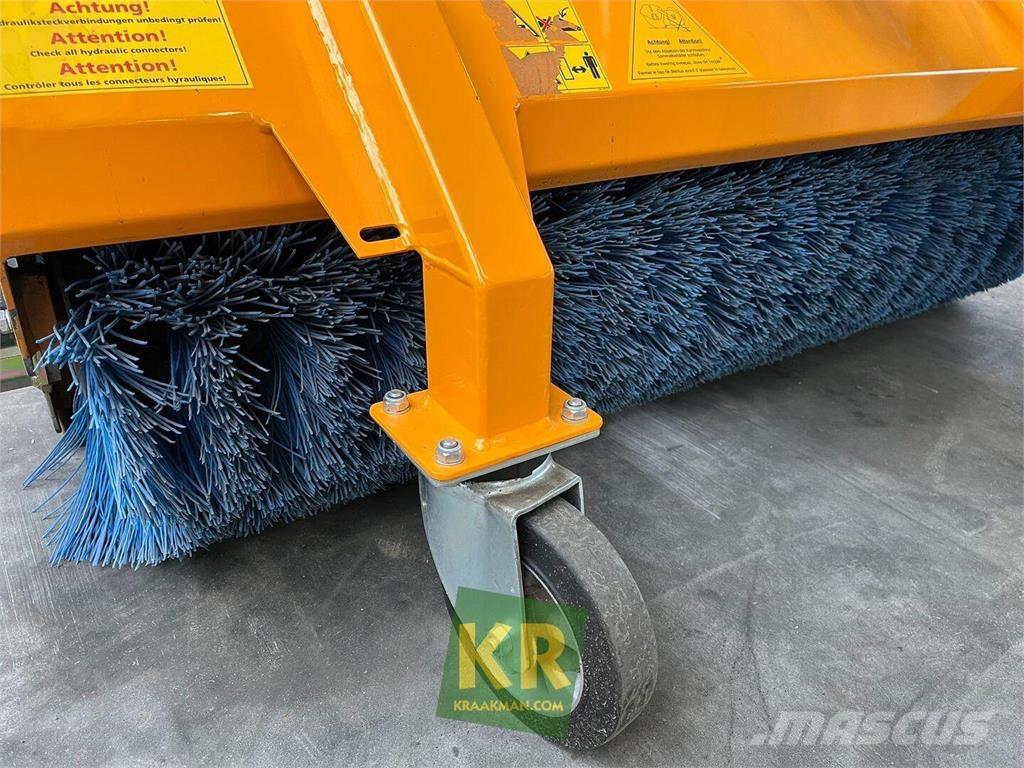 GiANT Veegmachine Sopmaskiner