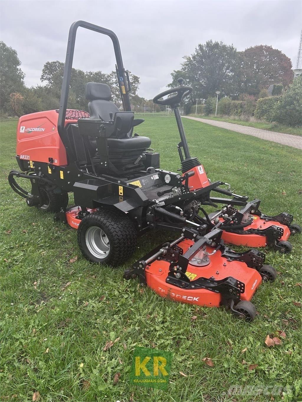 Jacobsen AR331 Ruffklippare