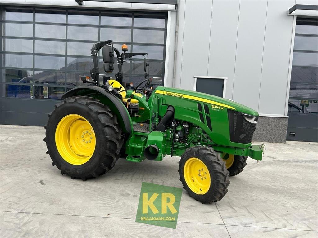 John Deere 5090M Traktorer