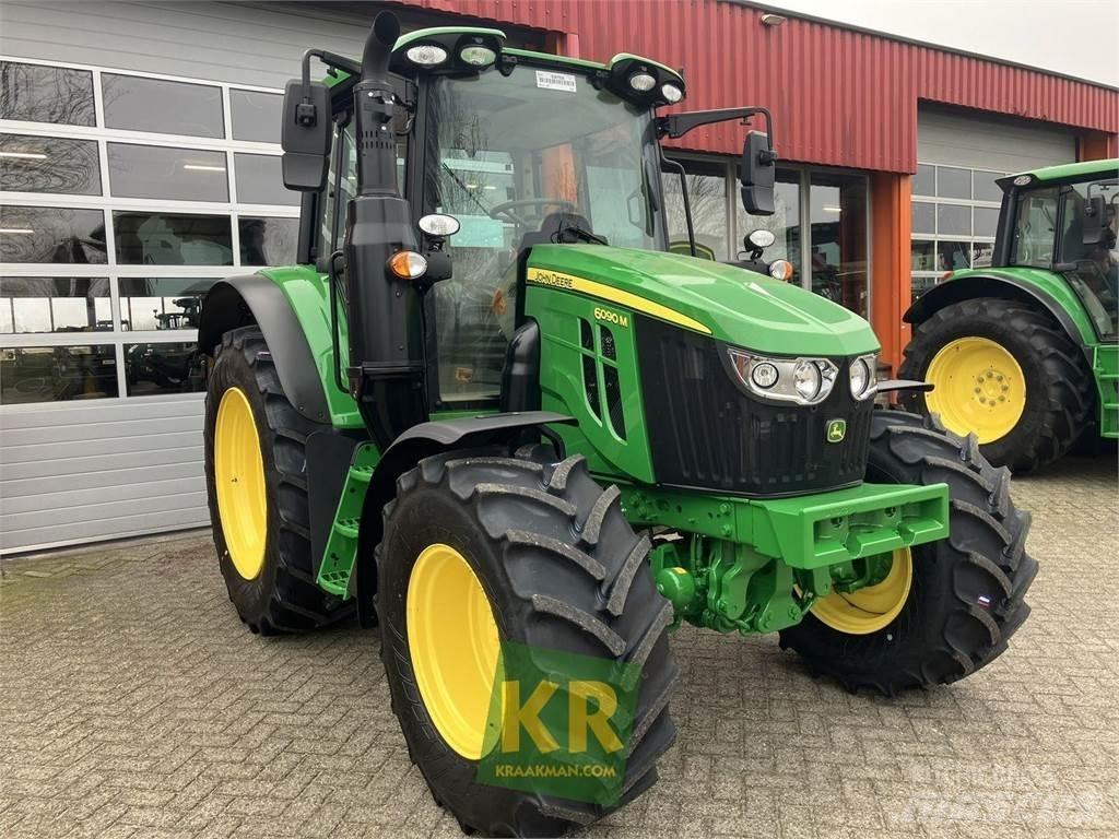 John Deere 6090M Traktorer