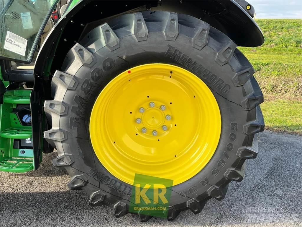 John Deere 6120M Traktorer