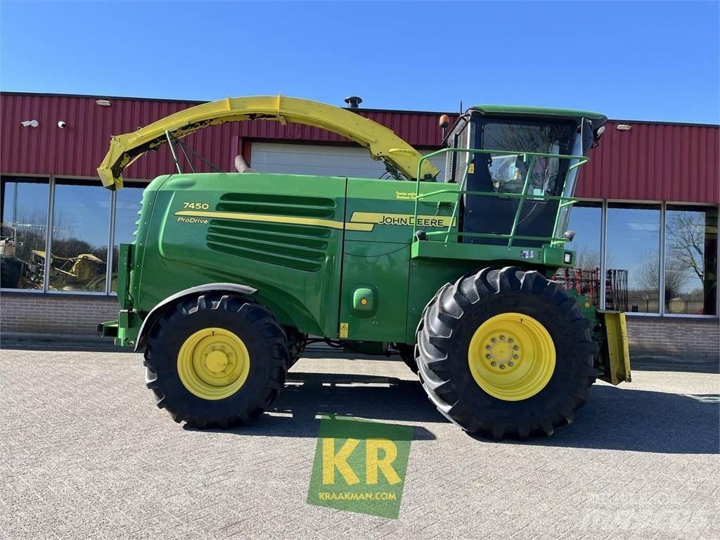 John Deere 7450 Fälthackar