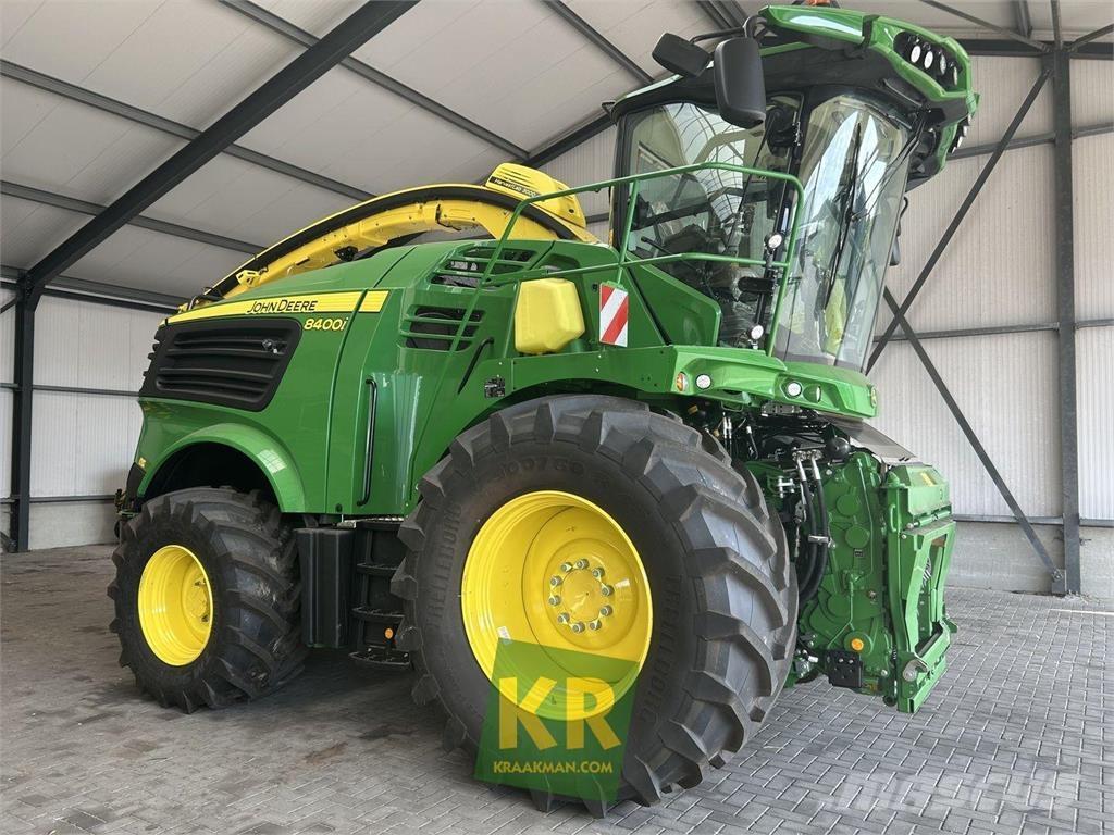 John Deere 8400 Fälthackar