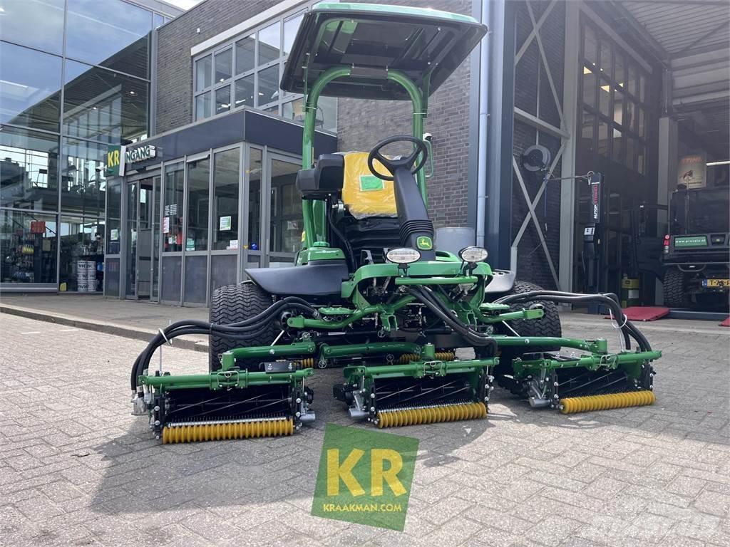 John Deere 8700A Green-gräsklippare