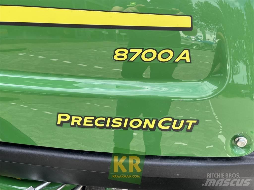 John Deere 8700A Green-gräsklippare