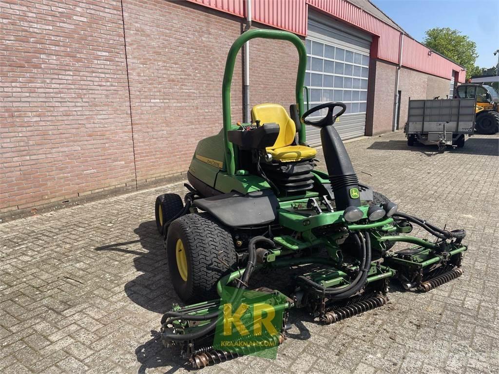 John Deere 8700A Green-gräsklippare