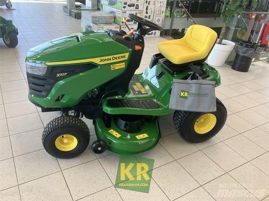 John Deere X107 Åkgräsklippare