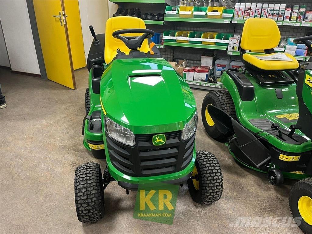 John Deere X147R Åkgräsklippare