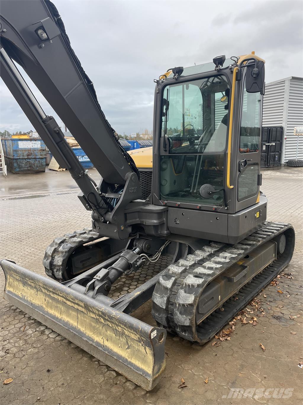  ECR88D Minigrävare < 7t