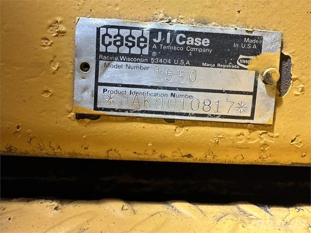 CASE 1550 Bandschaktare