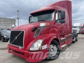 Volvo VNL64T730 Dragbilar