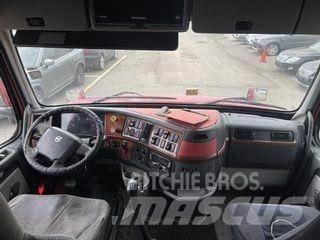 Volvo VNL64T730 Dragbilar