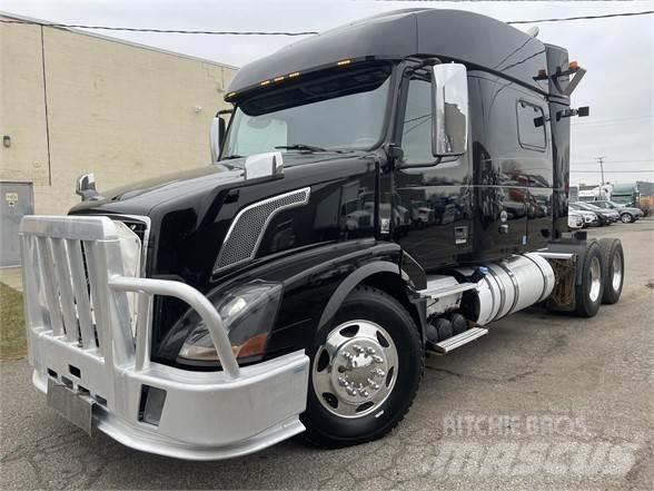 Volvo VNL64T730 Dragbilar