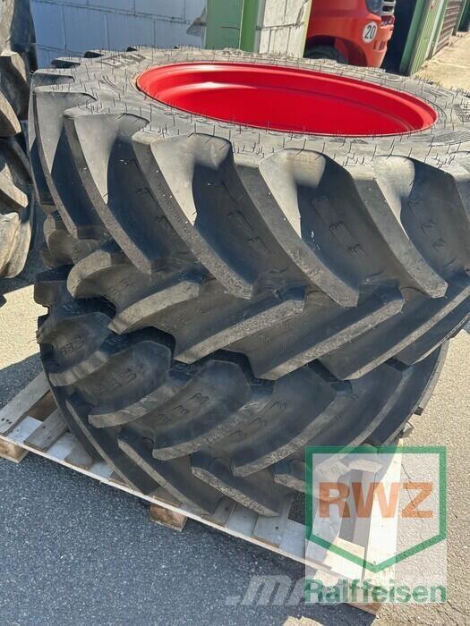  2 Sätze Reifen Däck, hjul och fälgar