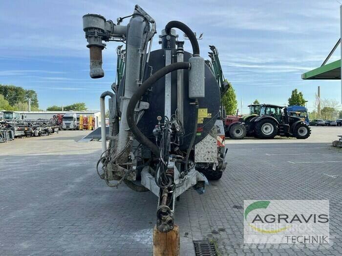 Briri VTTW 19300 Fast- och kletgödselspridare