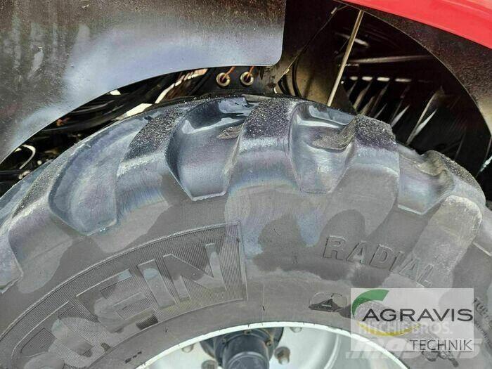 Case IH LB 424 R RL6 Fyrkantspressar