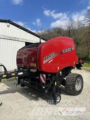 Case IH RB455 Rundbalspressar