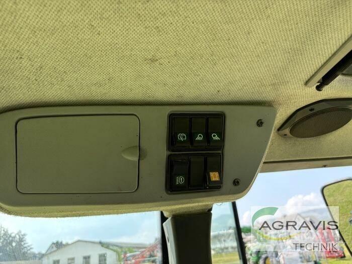 CLAAS ARION 420 CIS Traktorer