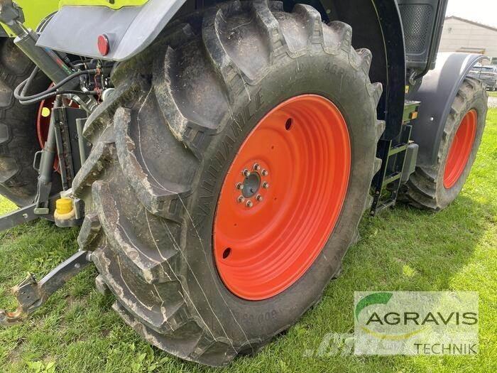 CLAAS ARION 510 CEBIS Traktorer