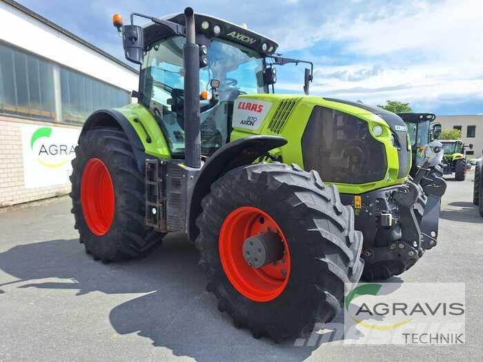 CLAAS AXION 870 Traktorer