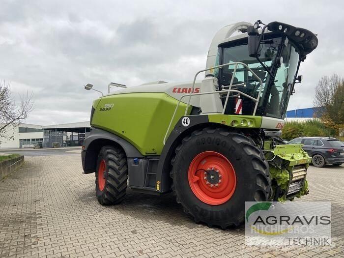 CLAAS JAGUAR 950 Självgående fälthackar