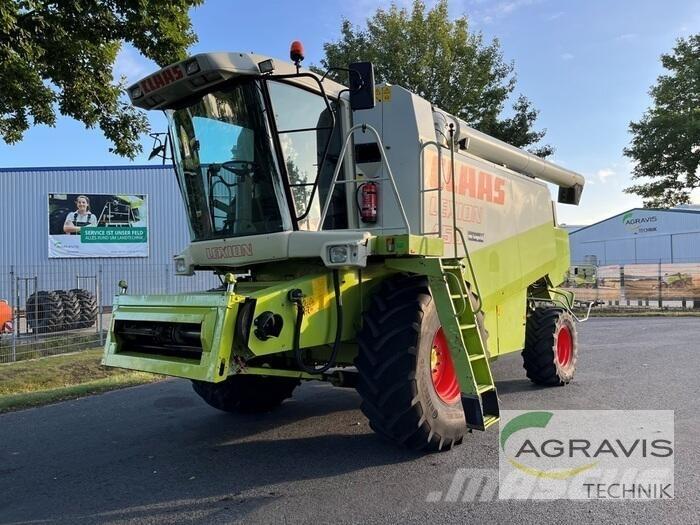 CLAAS LEXION 450 Skördetröskor