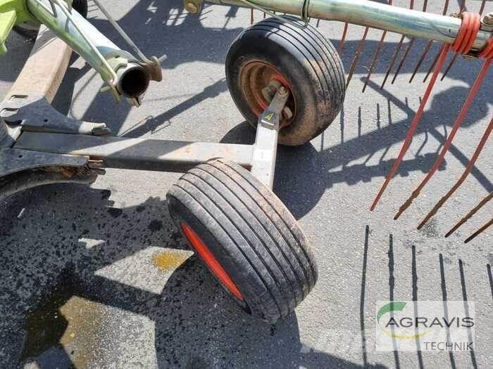 CLAAS LINER 2700 Vändare och luftare
