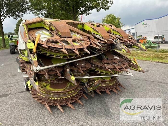 CLAAS ORBIS 900 AC 3T Tillbehör till fälthackar