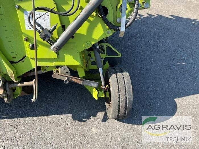 CLAAS ORBIS 900 AC 3T Tillbehör till fälthackar
