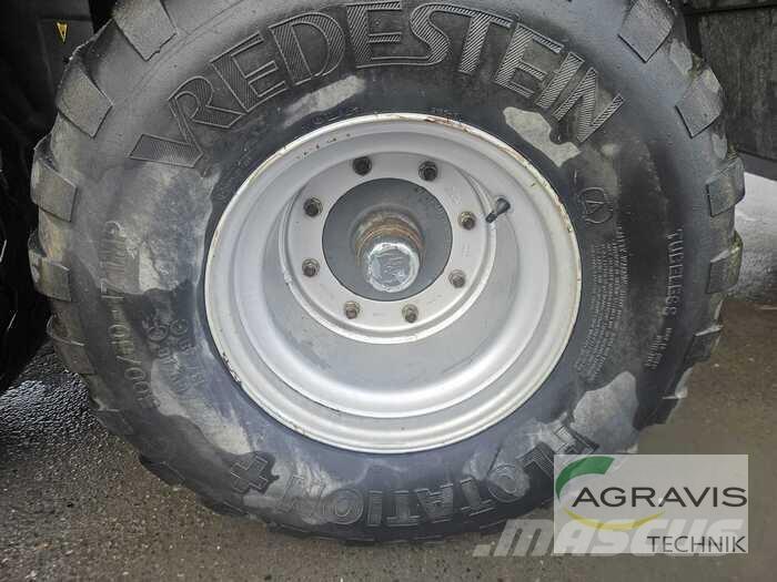 CLAAS QUANTUM 3500 P Hackvagn / Självlastarvagn