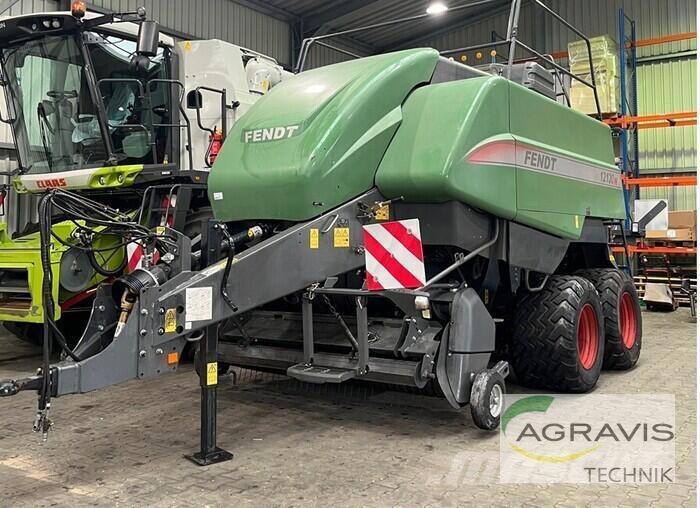 Fendt 12130 N Fyrkantspressar