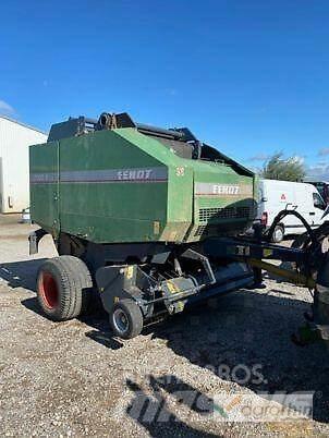 Fendt 2900V Rundbalspressar