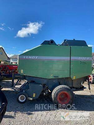 Fendt 2900V Rundbalspressar