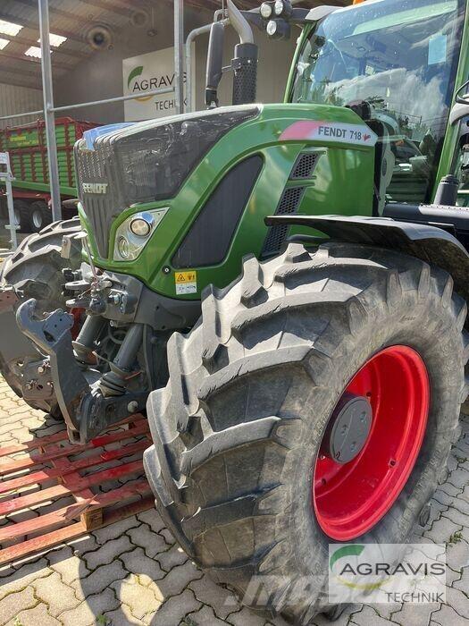 Fendt 718 VARIO S4 Traktorer