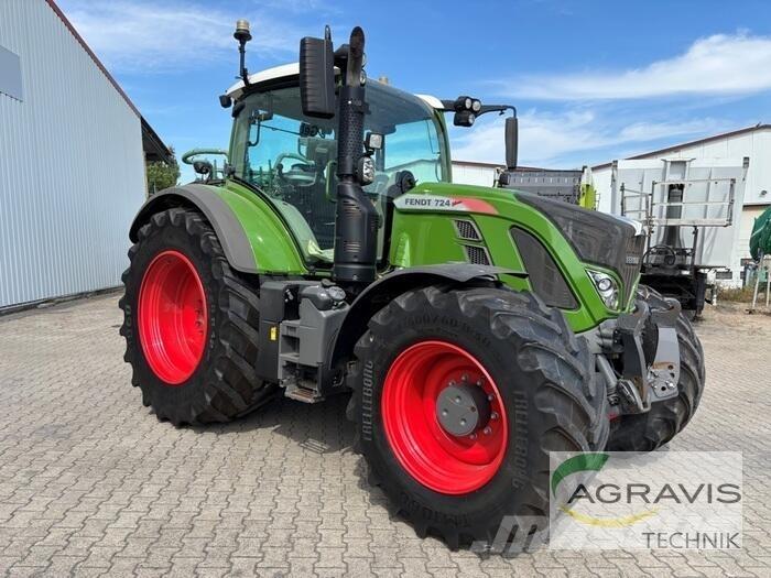 Fendt 724 VARIO S4 Traktorer