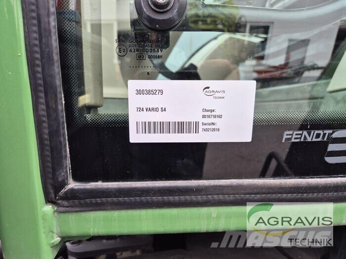 Fendt 724 VARIO S4 Traktorer