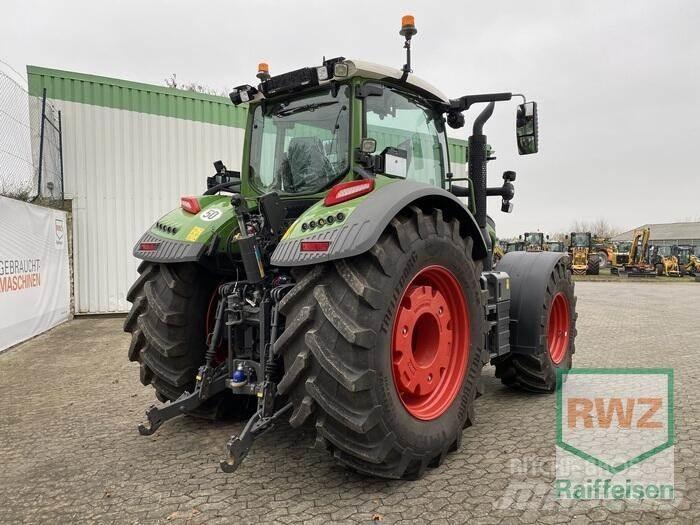 Fendt 728 Vario Gen7 Traktorer