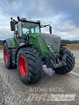 Fendt 824 PROFI PLUS Traktorer