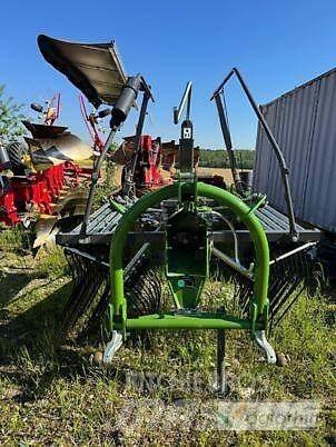 Fendt FORMER 426 DN Vändare och luftare