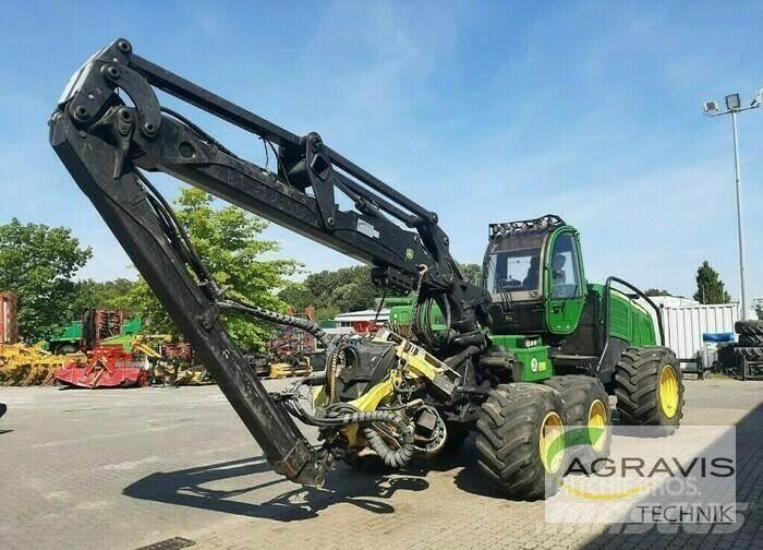 John Deere 1270 E Skotare