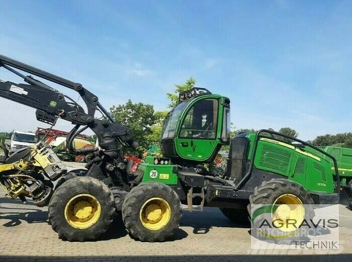 John Deere 1270 E Skotare
