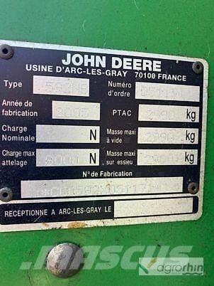 John Deere 592 MAXICUT Rundbalspressar