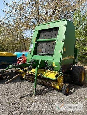 John Deere 592 MAXICUT Rundbalspressar