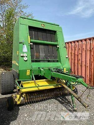 John Deere 592 MAXICUT Rundbalspressar