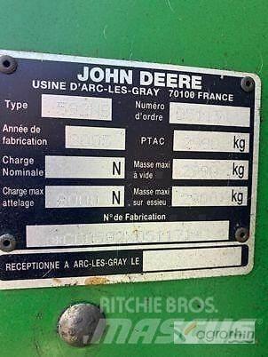 John Deere 592 MAXICUT Rundbalspressar