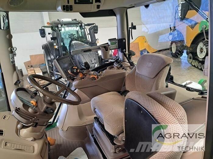 John Deere 6215 R Traktorer