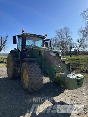 John Deere 6250R Traktorer